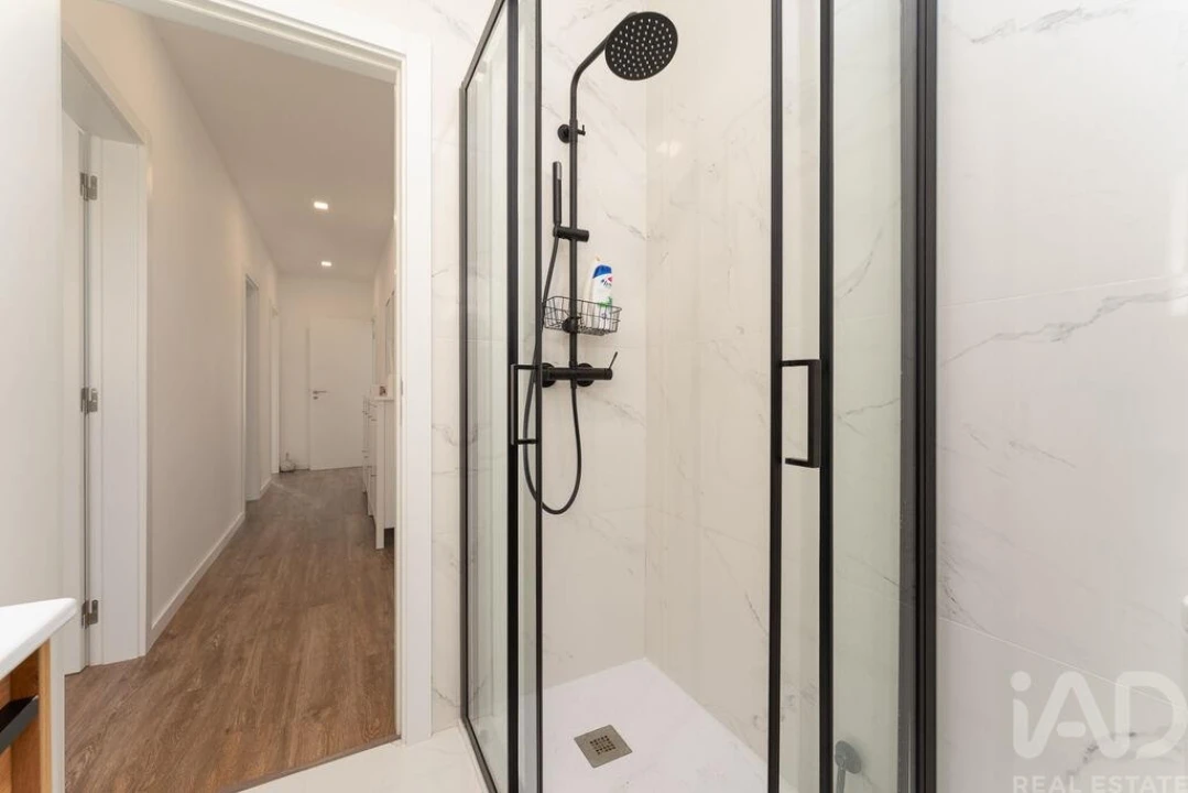 Apartamento T3 para Venda em Marinha Grande Foto 26