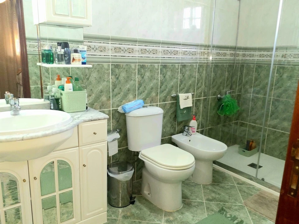 Moradia T3 para Venda em Avessadas e Rosém Foto 10