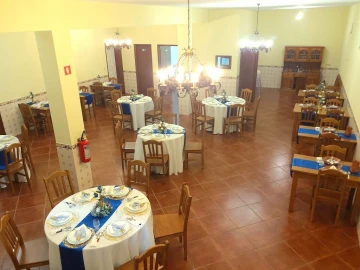 Moradia T3 para Venda em Avessadas e Rosém