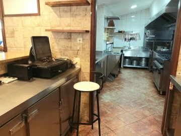 Moradia T3 para Venda em Avessadas e Rosém