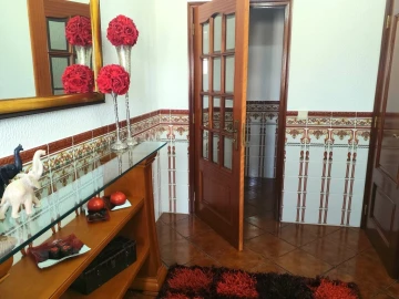 Moradia T3 para Venda em Avessadas e Rosém