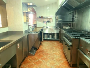 Moradia T3 para Venda em Avessadas e Rosém