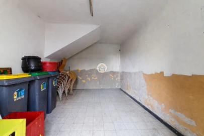 Negócio para Venda em Arcozelo