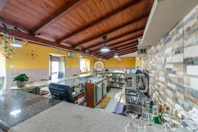 Negócio para Venda em Arcozelo