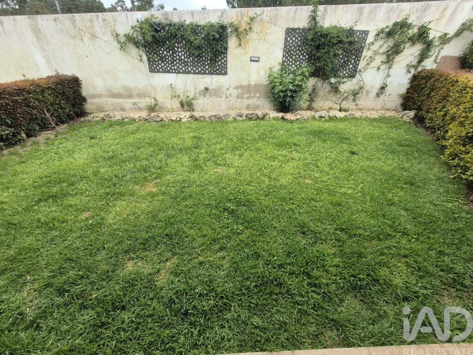 Moradia T3 para Venda em Fernao Ferro Foto 38