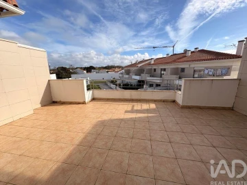 Moradia T4 para Venda em Foz do Arelho