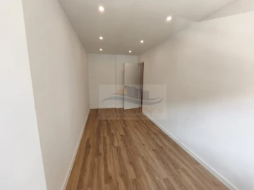 Apartamento T2 para Venda em Odivelas