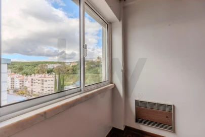 Apartamento T2 para Venda em Carnaxide e Queijas