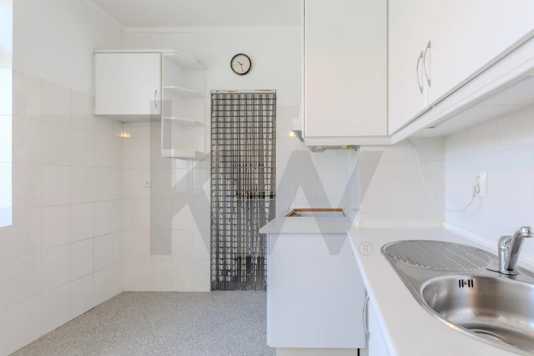 Apartamento T2 para Venda em Carnaxide e Queijas Foto 9
