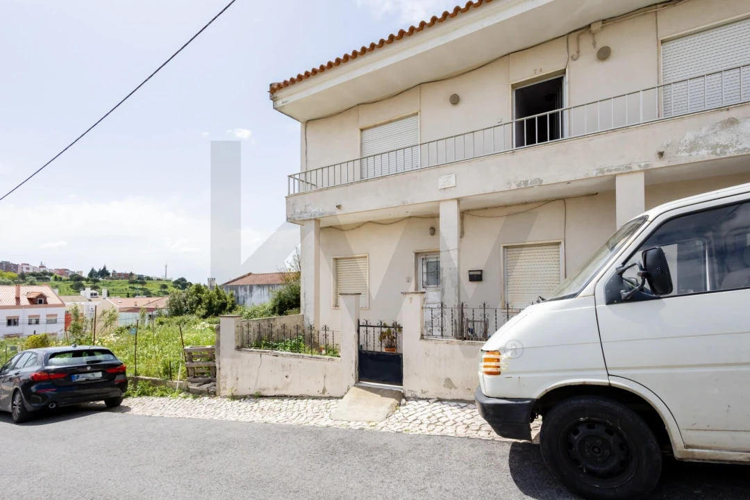 Moradia T4 para Venda em Casal de Cambra Foto 21