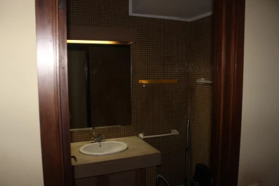 Apartamento T5 para Venda em Lordelo do Ouro e Massarelos