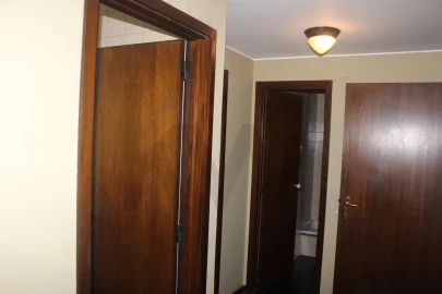 Apartamento T5 para Venda em Lordelo do Ouro e Massarelos