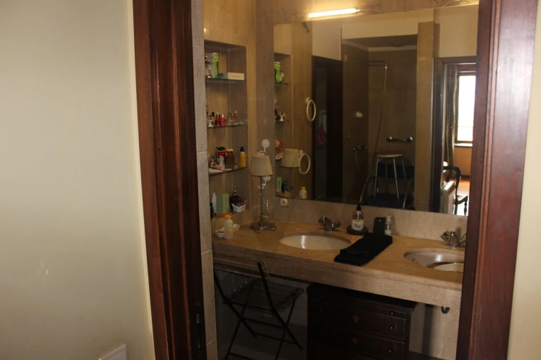 Apartamento T5 para Venda em Lordelo do Ouro e Massarelos Foto 17