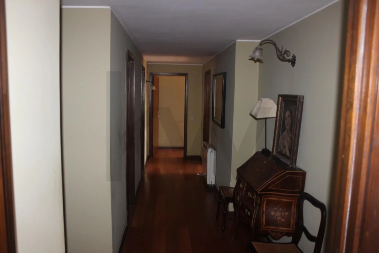Apartamento T5 para Venda em Lordelo do Ouro e Massarelos Foto 20
