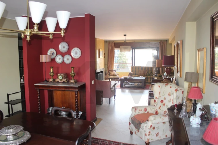 Apartamento T5 para Venda em Lordelo do Ouro e Massarelos Foto 8