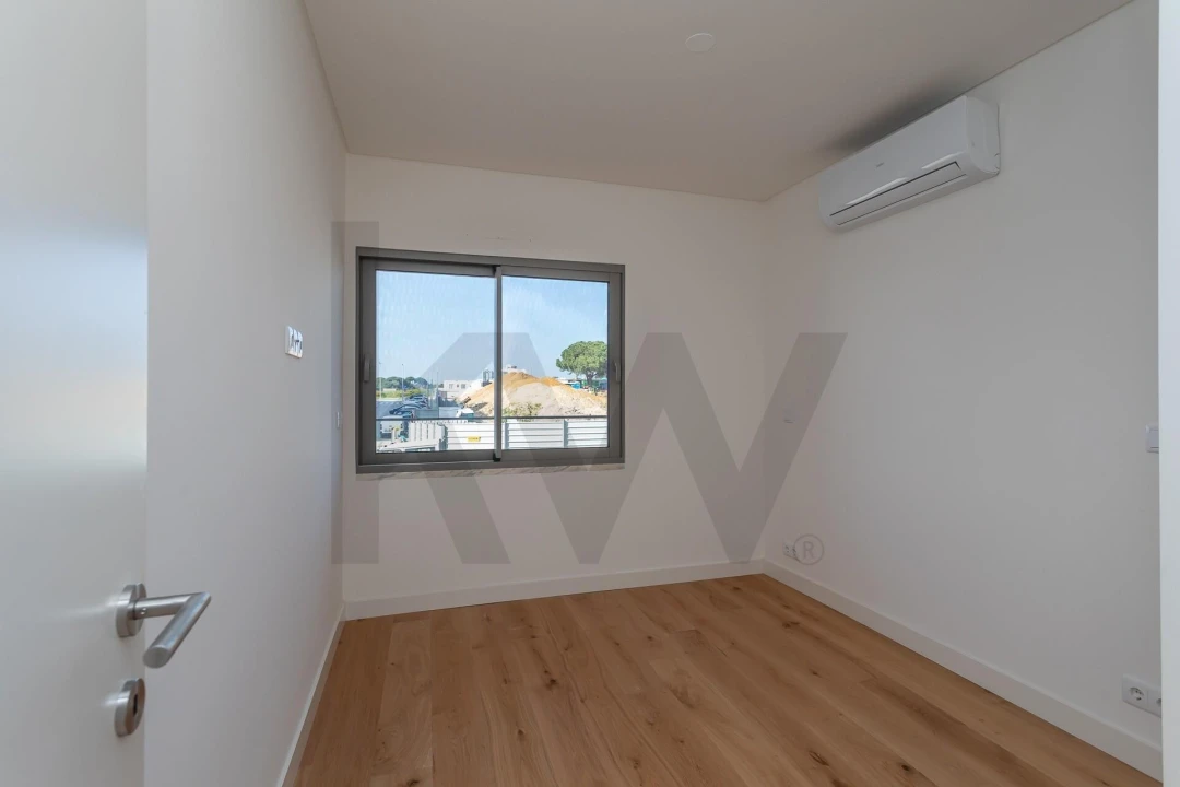 Apartamento T2 para Venda em Seixal, Arrentela e Aldeia de Paio Pires Foto 20