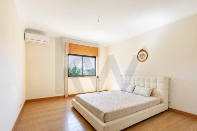 Apartamento T3 para Arrendamento em Lumiar