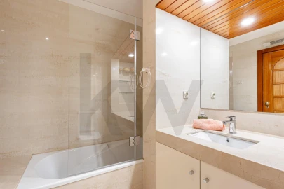 Apartamento T3 para Arrendamento em Lumiar