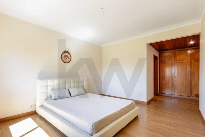 Apartamento T3 para Arrendamento em Lumiar