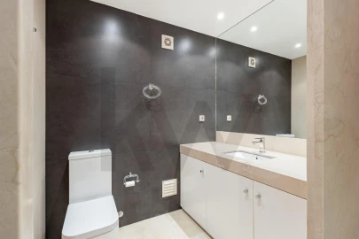 Apartamento T3 para Arrendamento em Lumiar