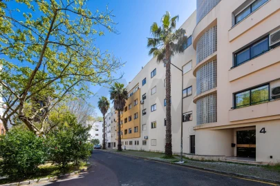 Apartamento T3 para Arrendamento em Lumiar