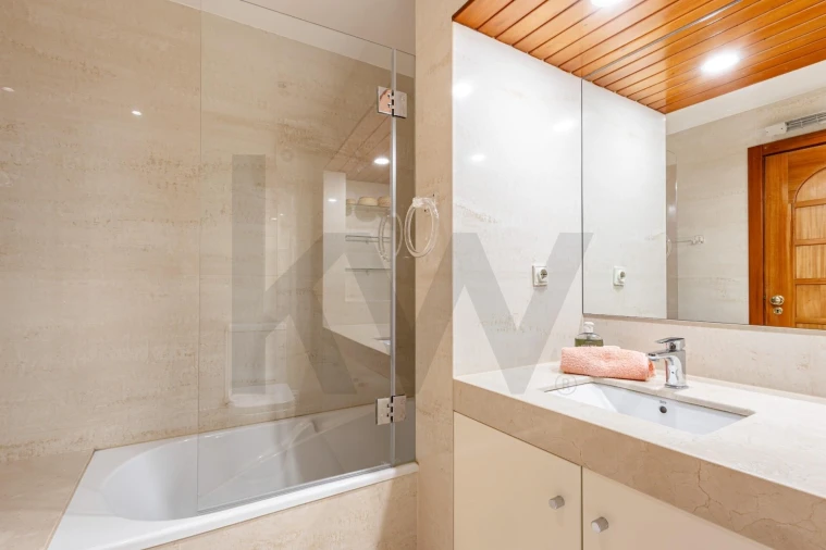 Apartamento T3 para Arrendamento em Lumiar Foto 20