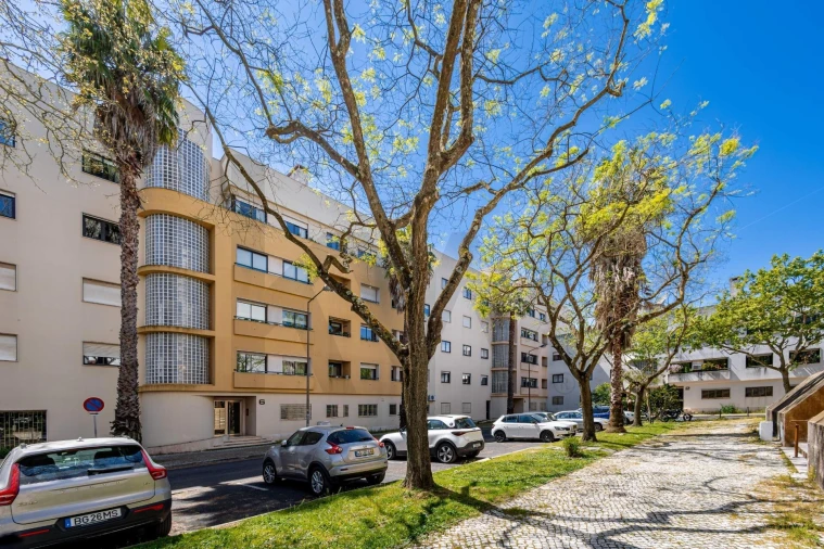 Apartamento T3 para Arrendamento em Lumiar Foto 30