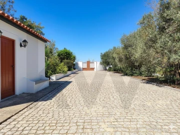 Quinta T4 para Venda em Bacelo e Senhora da Saúde