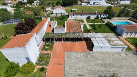 Quinta T4 para Venda em Bacelo e Senhora da Saúde