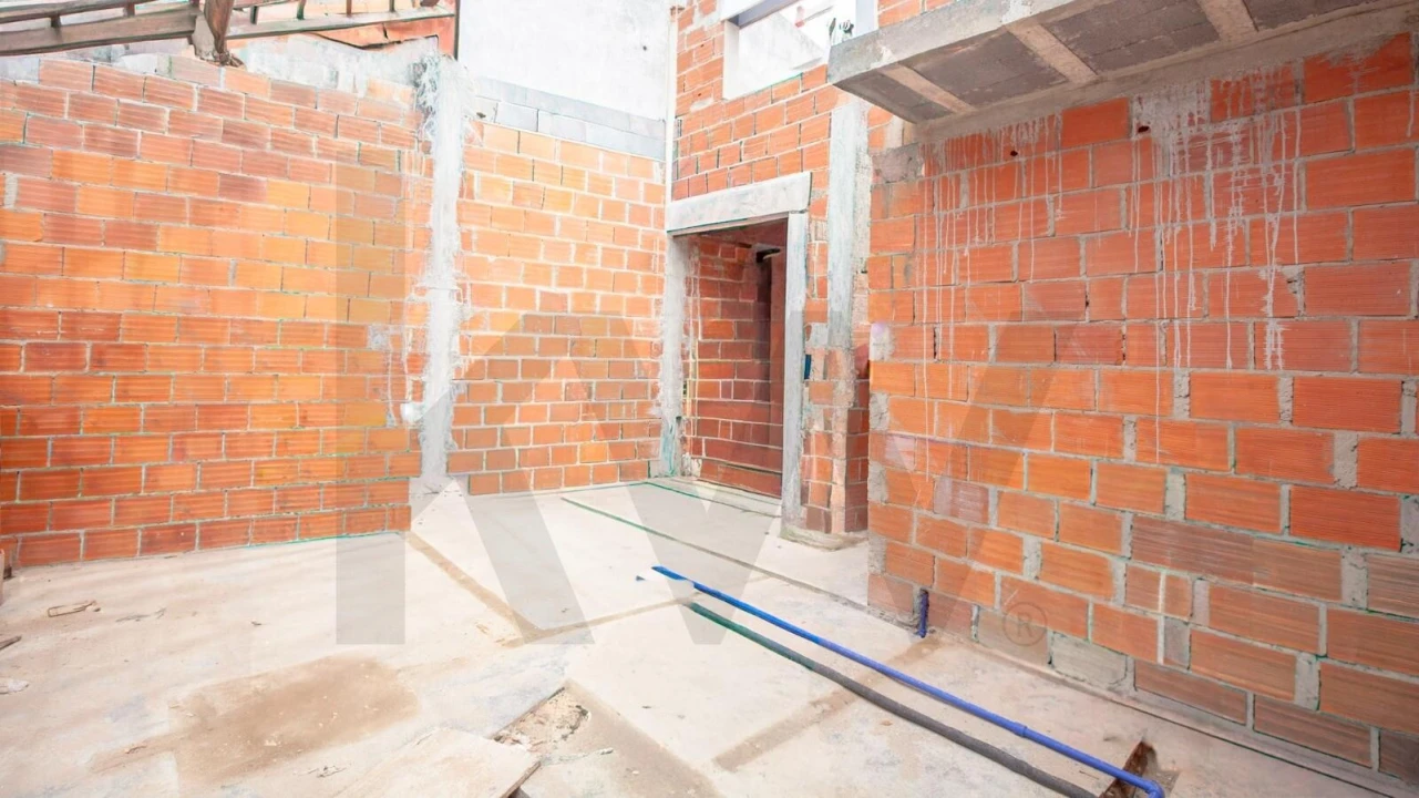 Moradia T2 para Venda em Almeirim Foto 5