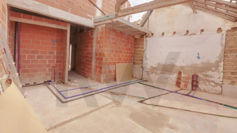 Moradia T2 para Venda em Almeirim