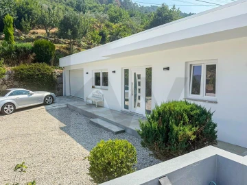 Negócio para Venda em Manteigas (São Pedro)