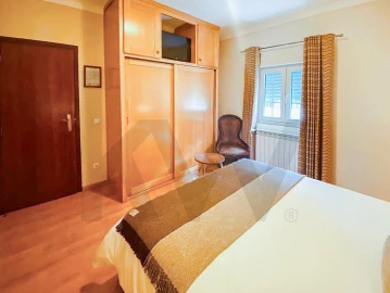 Negócio para Venda em Manteigas (São Pedro)