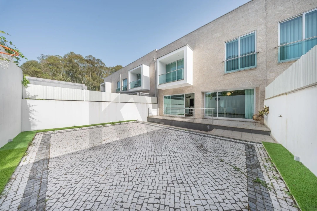 Moradia T4 para Arrendamento em Real, Dume e Semelhe Foto 6