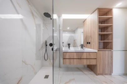 Moradia T4 para Arrendamento em Real, Dume e Semelhe