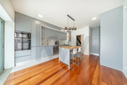 Moradia T4 para Arrendamento em Real, Dume e Semelhe