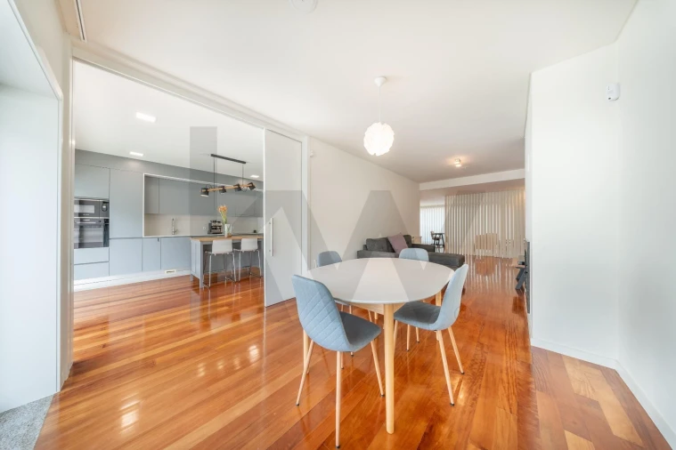 Moradia T4 para Arrendamento em Real, Dume e Semelhe Foto 5