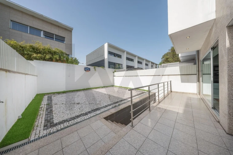 Moradia T4 para Arrendamento em Real, Dume e Semelhe Foto 7