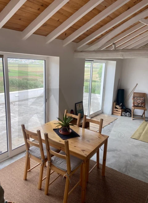 Moradia T2 para Venda em São Pedro da Cadeira