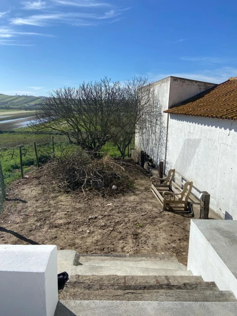 Moradia T2 para Venda em São Pedro da Cadeira