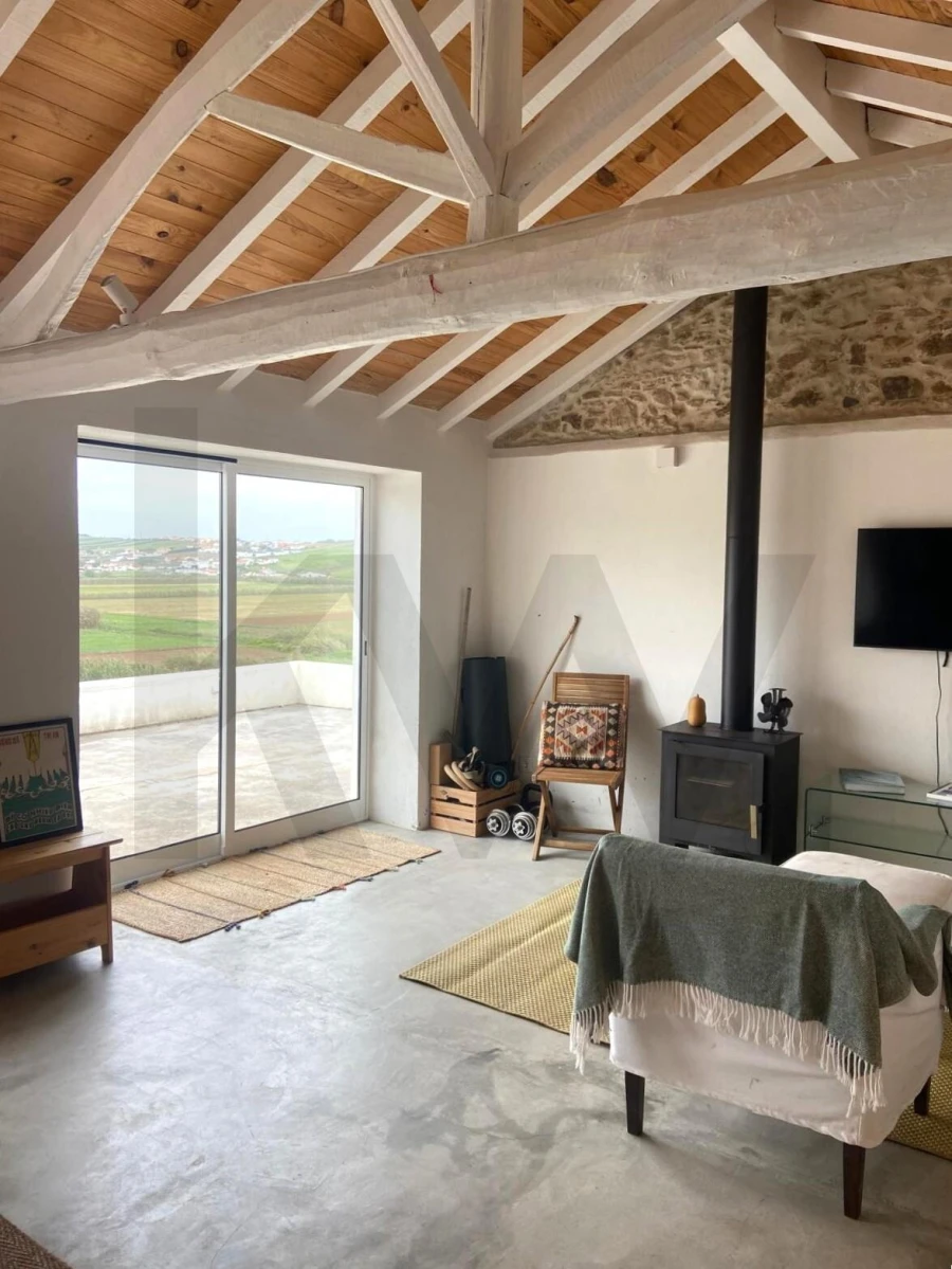 Moradia T2 para Venda em São Pedro da Cadeira Foto 6