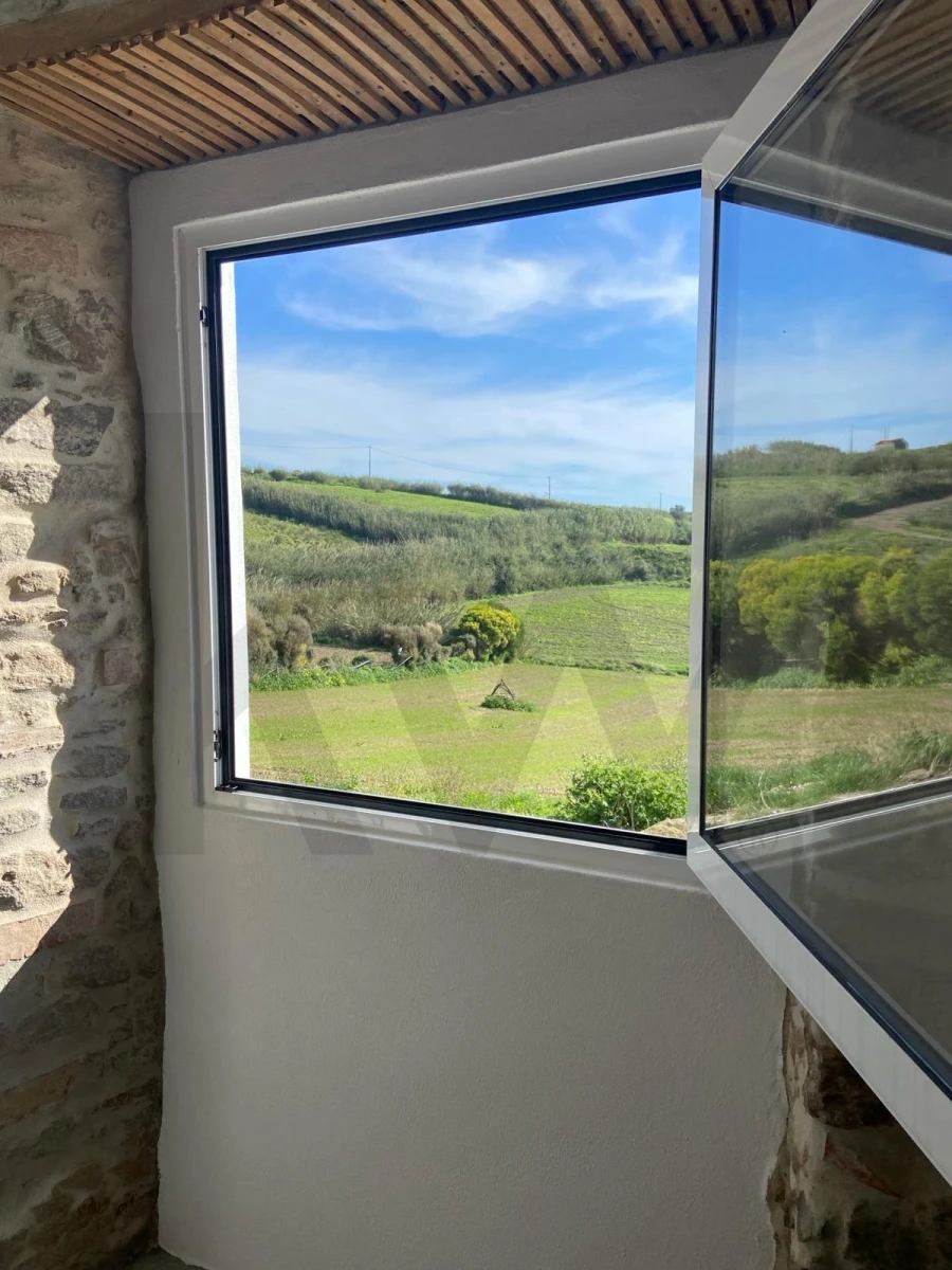 Moradia T2 para Venda em São Pedro da Cadeira Foto 20