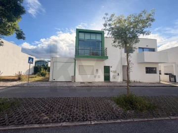 Moradia T2 para Venda em Quinta do Anjo