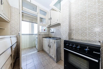 Apartamento T1 para Arrendamento em Penha de França