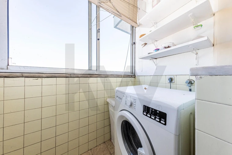 Apartamento T1 para Arrendamento em Penha de França Foto 9