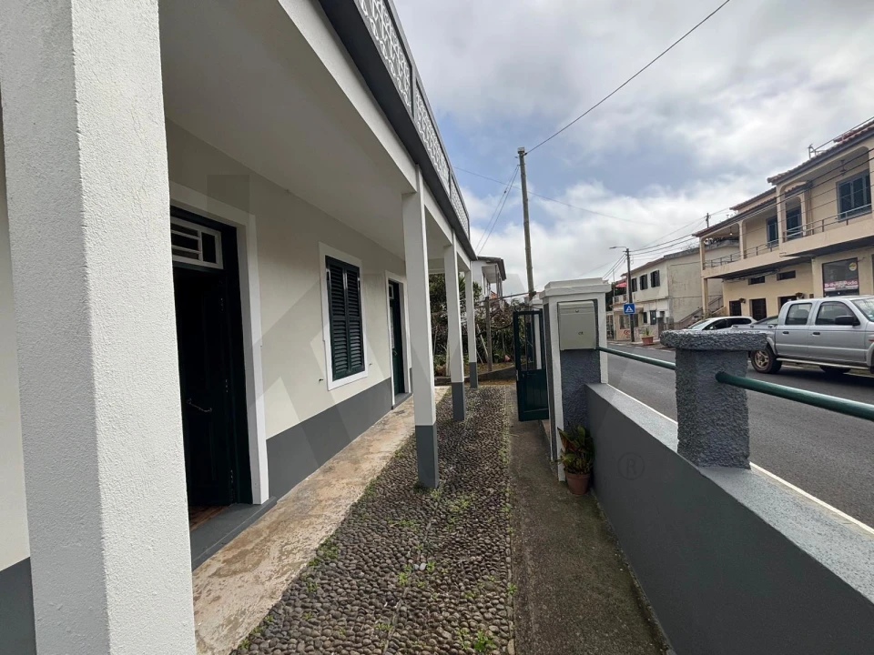 Moradia T4 para Venda em Arco de São Jorge Foto 18