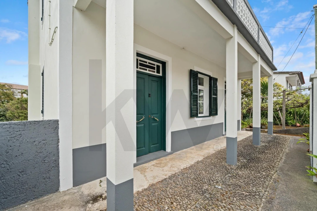 Moradia T4 para Venda em Arco de São Jorge Foto 6