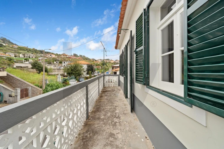 Moradia T4 para Venda em Arco de São Jorge Foto 12