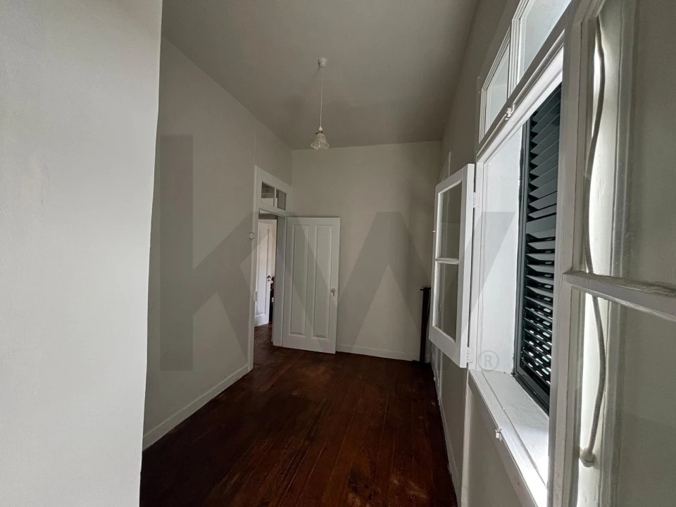 Moradia T4 para Venda em Arco de São Jorge Foto 7