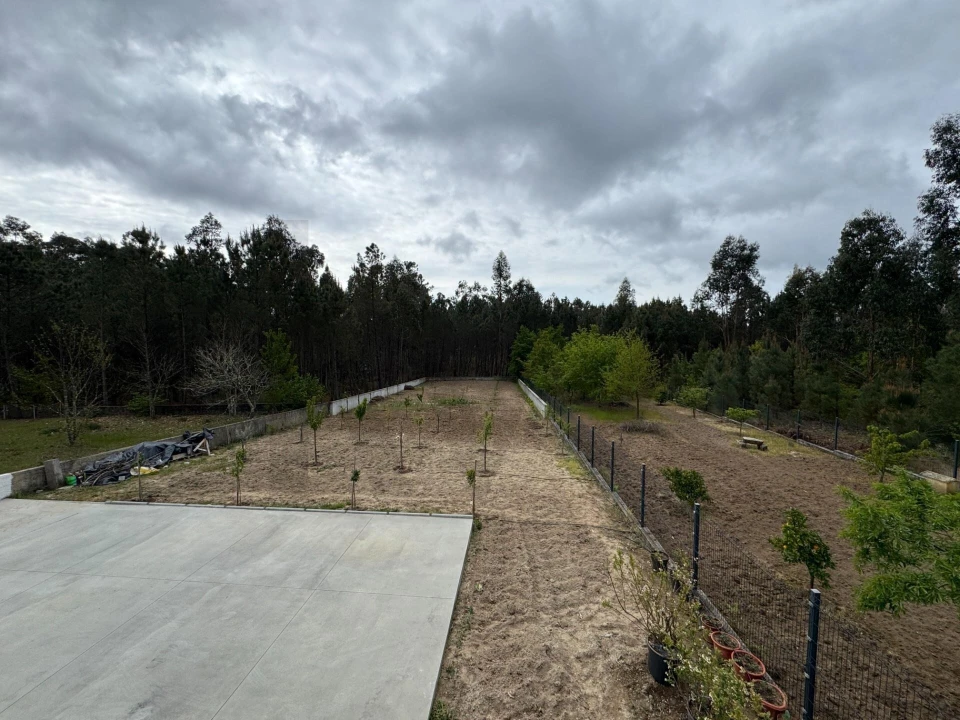 Moradia T3 para Venda em Avelal Foto 17